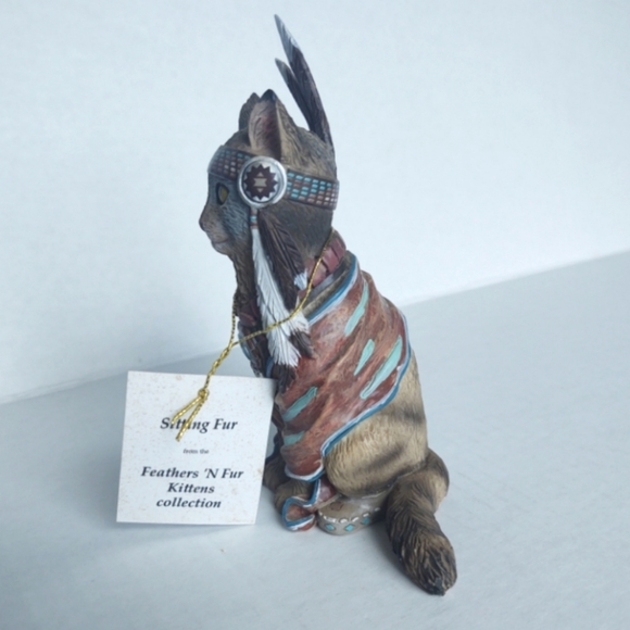 Hamilton Collection Sitting Fur Feathers 'N Fur Kittens figurine - Picture 6 of 8